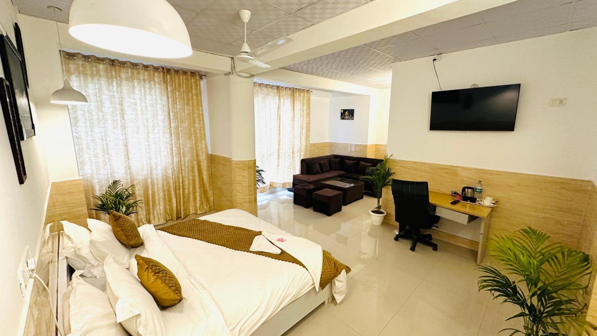 Dr White House - Noida Sector 18 Hotel Exterior foto