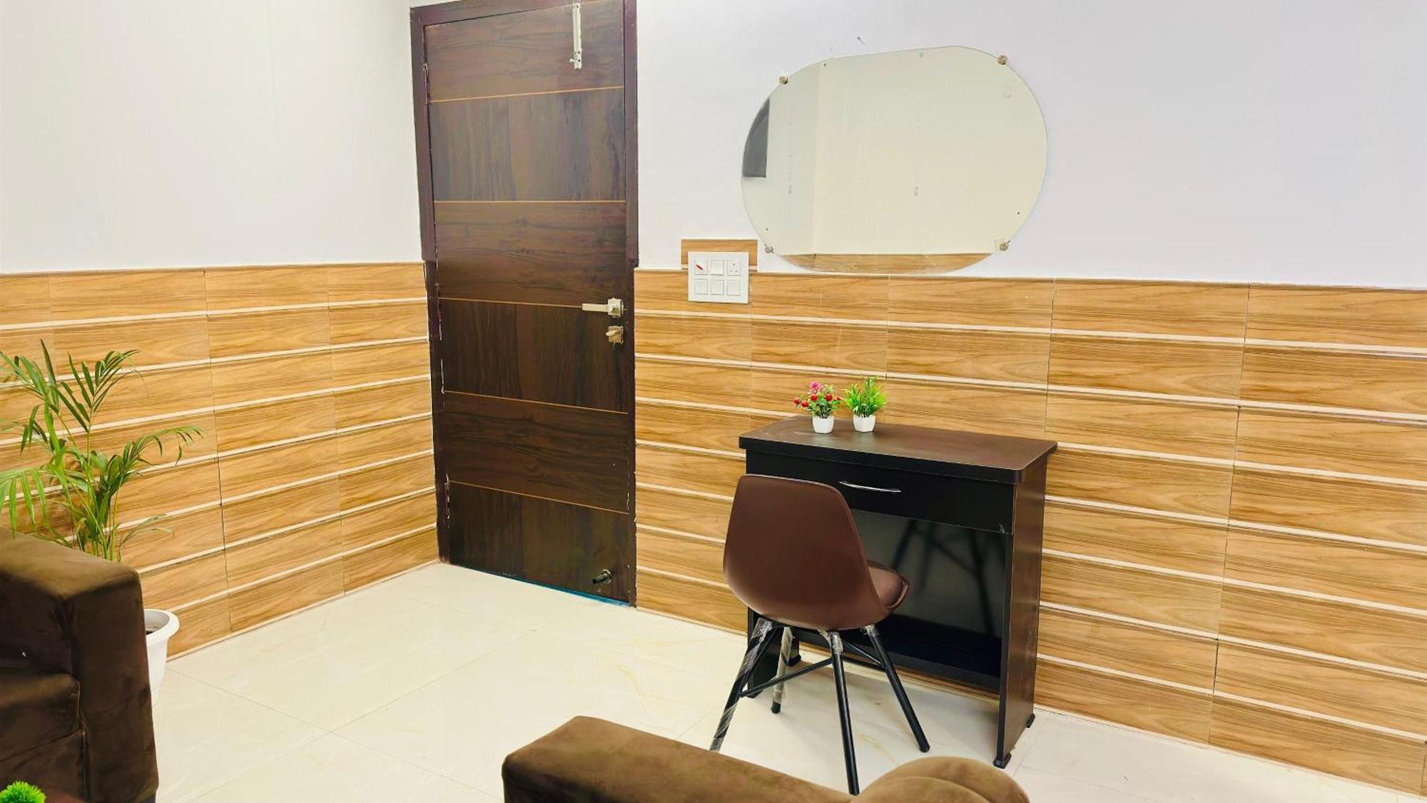 Dr White House - Noida Sector 18 Hotel Exterior foto